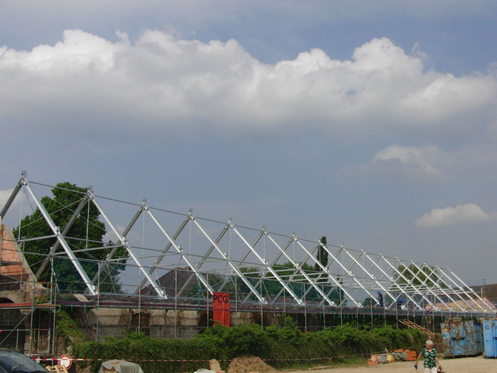 Galerie Metallbau Altenberend Bad Pyrmont, Stahbau, Stahlhallenbau, Gewerbehallenbau, Bühnenbau, Kranbahnträger, Vordächer